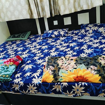 Jai Hanuman Guest House Palsana  外观 照片