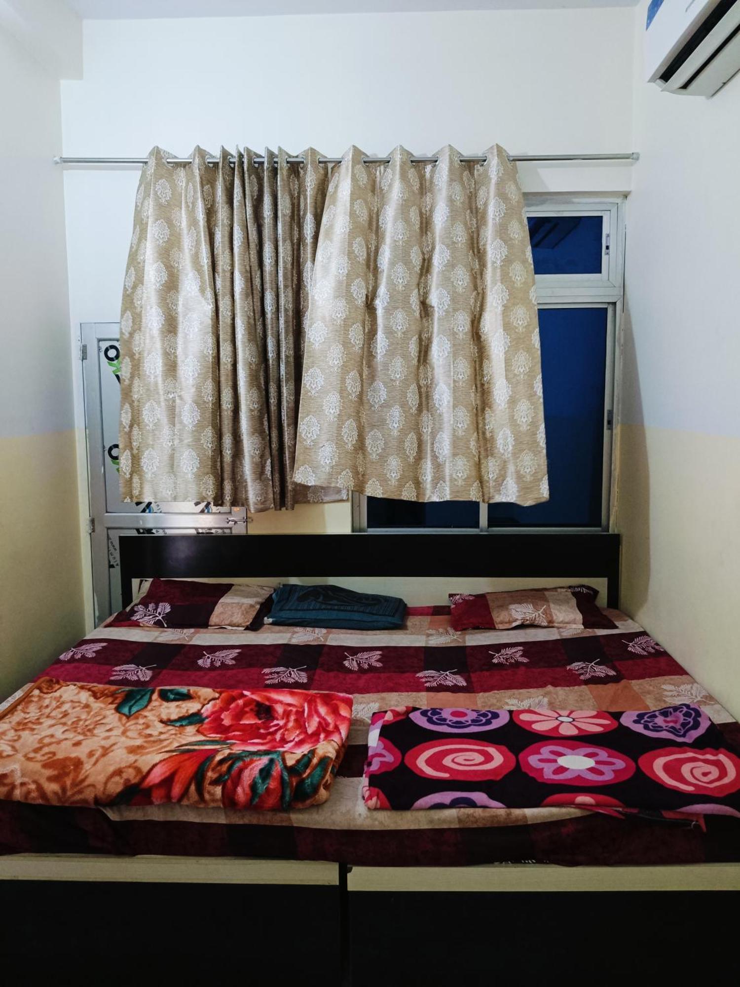 Jai Hanuman Guest House Palsana  外观 照片