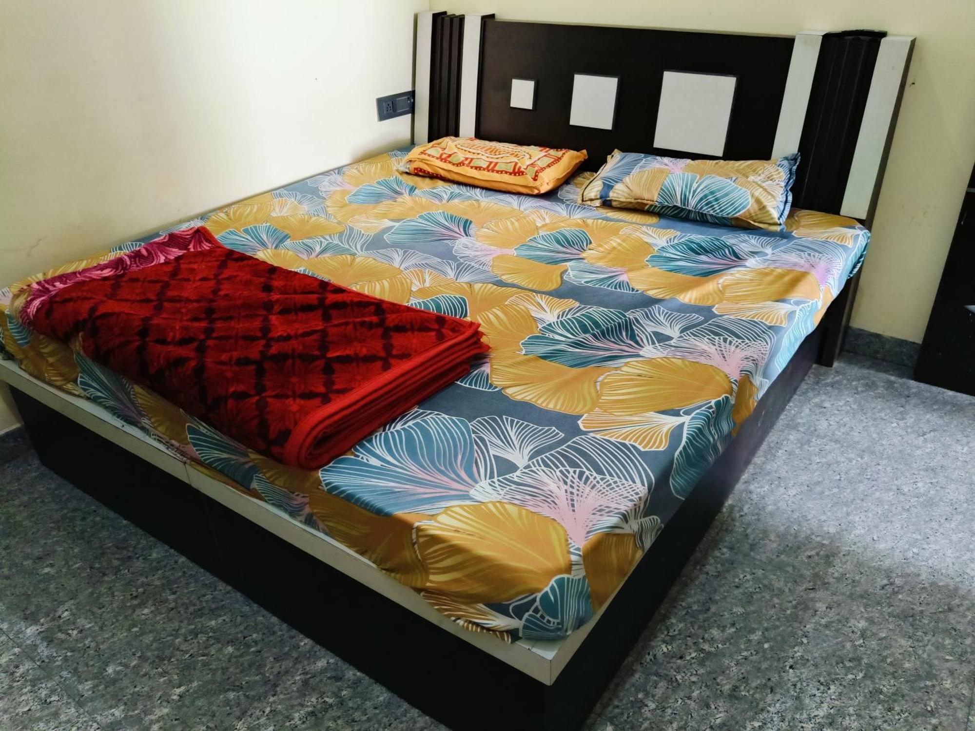 Jai Hanuman Guest House Palsana  外观 照片